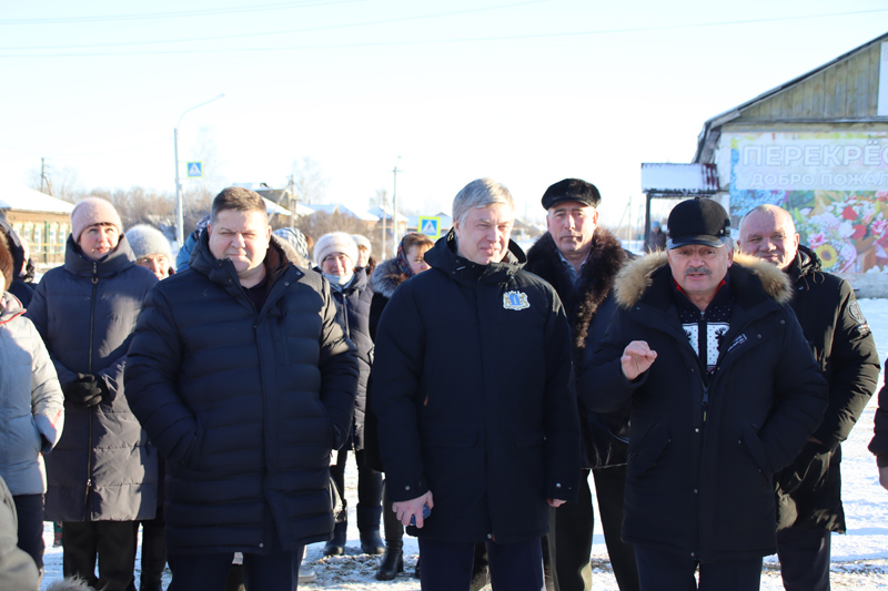 Во главу угла поставлены реальные дела