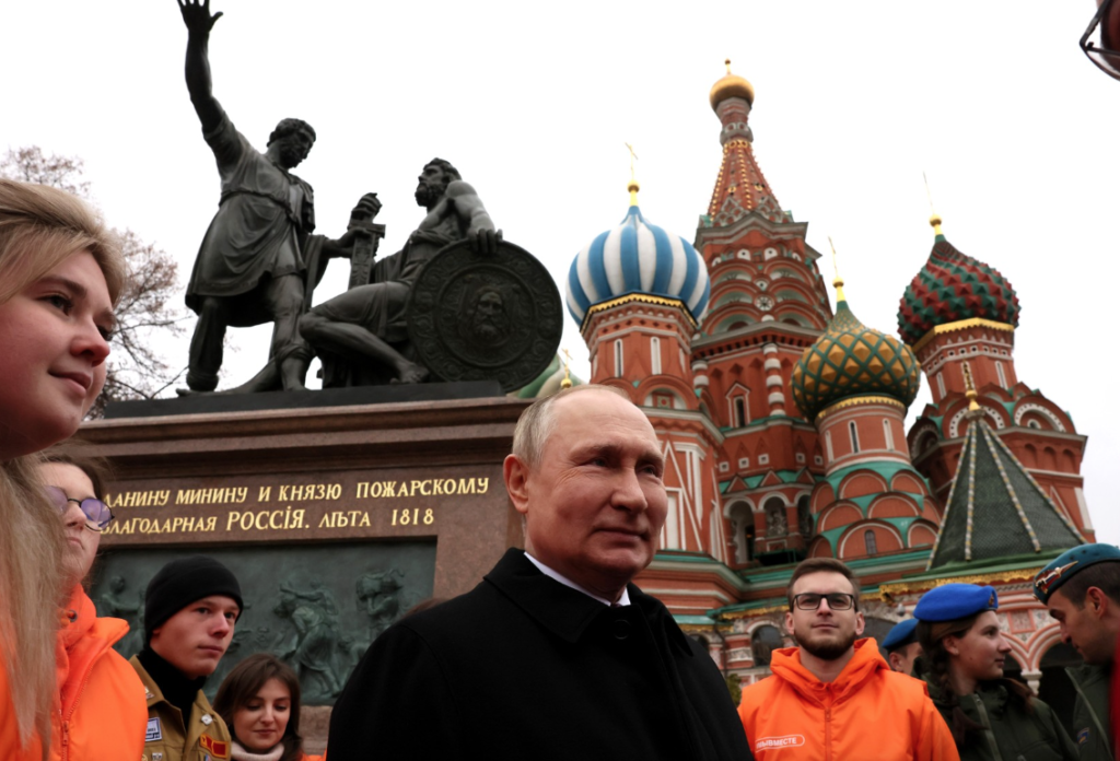 ВЦИОМ зафиксировал рост доверия к Путину на 1,1% за неделю