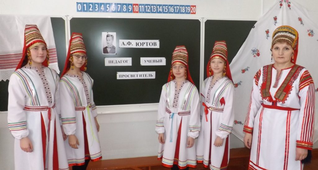 Живет на отлично