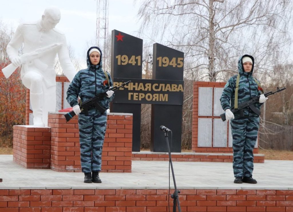 Второе рождение памятников