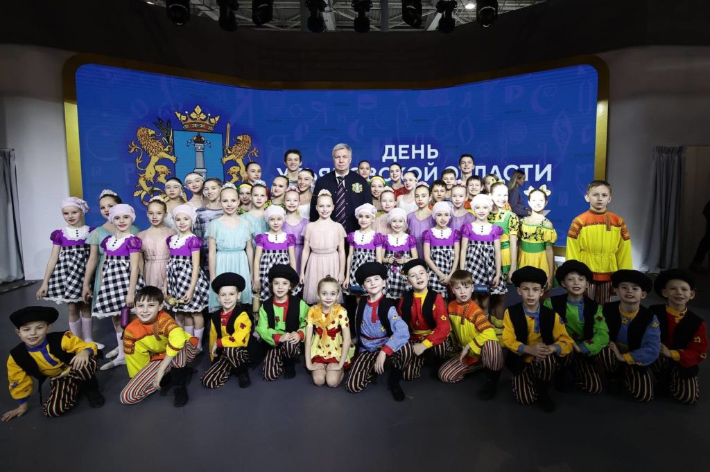 14 творческих программ представили ульяновские коллективы на Международной выставке-форуме «Россия»