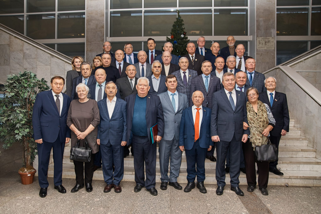 Депутаты регионального парламента встретились с ветеранами АПК