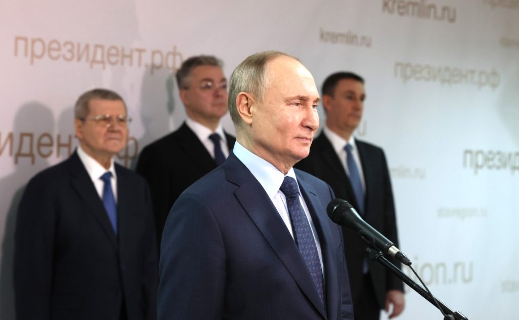 Открытие новых промышленных объектов в регионах России