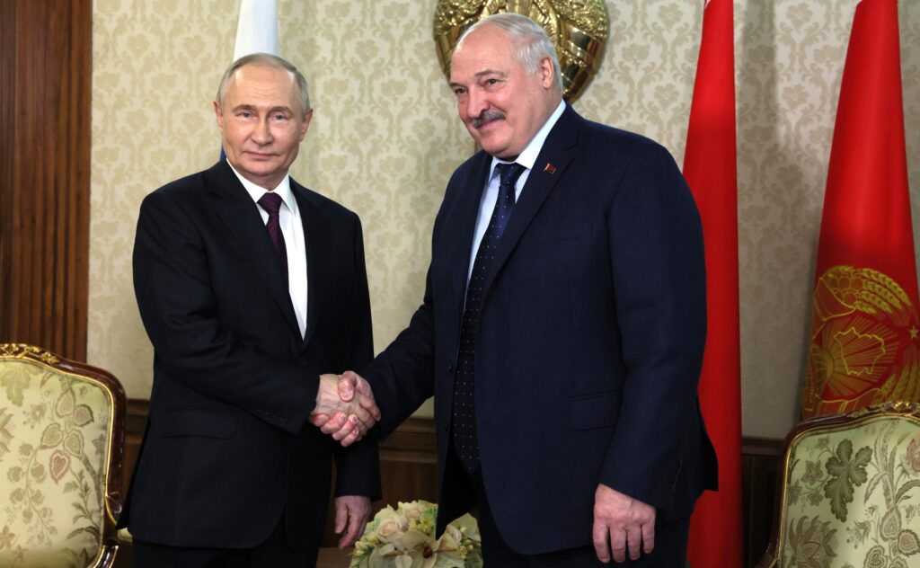 Владимир Путин прибыл в Минск