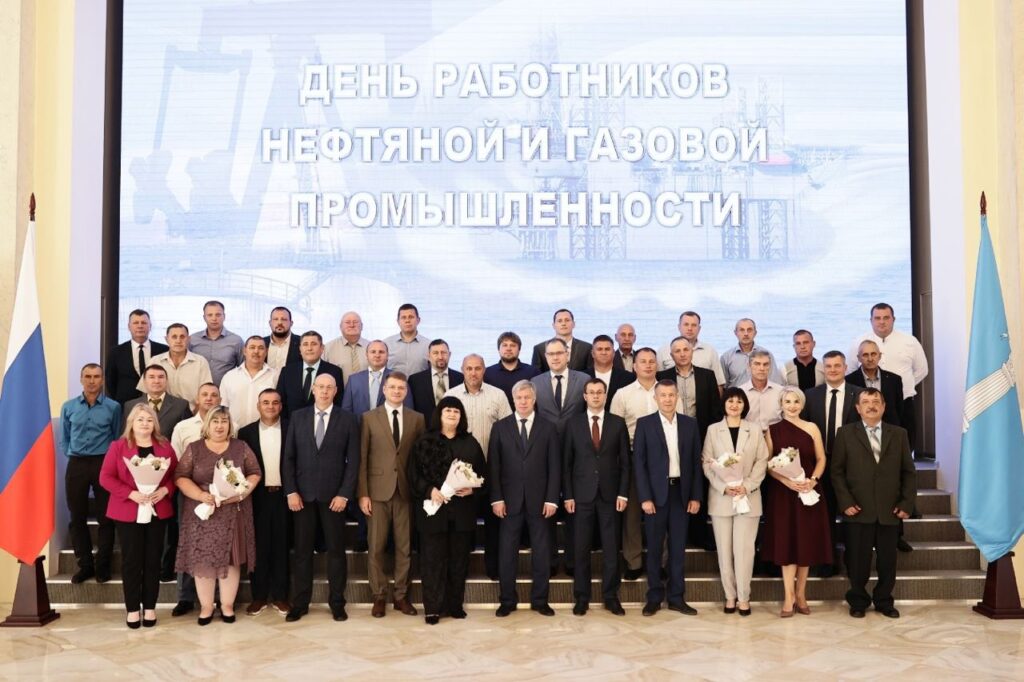 Губернатор поздравил работников нефтяной и газовой промышленности Ульяновской области с профессиональным праздником