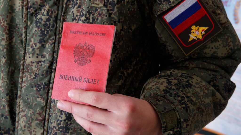 В Ульяновской области продлили до конца февраля дополнительные выплаты для желающих поступить на военную службу по контракту