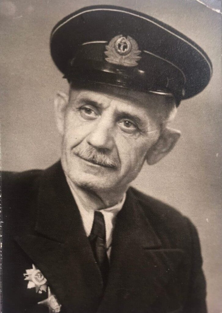 Механик легендарной батареи