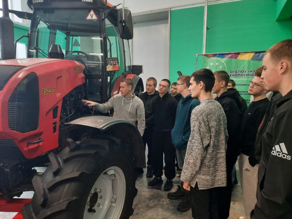 Более 56 тысяч школьников Ульяновской области охвачены профориентационной работой